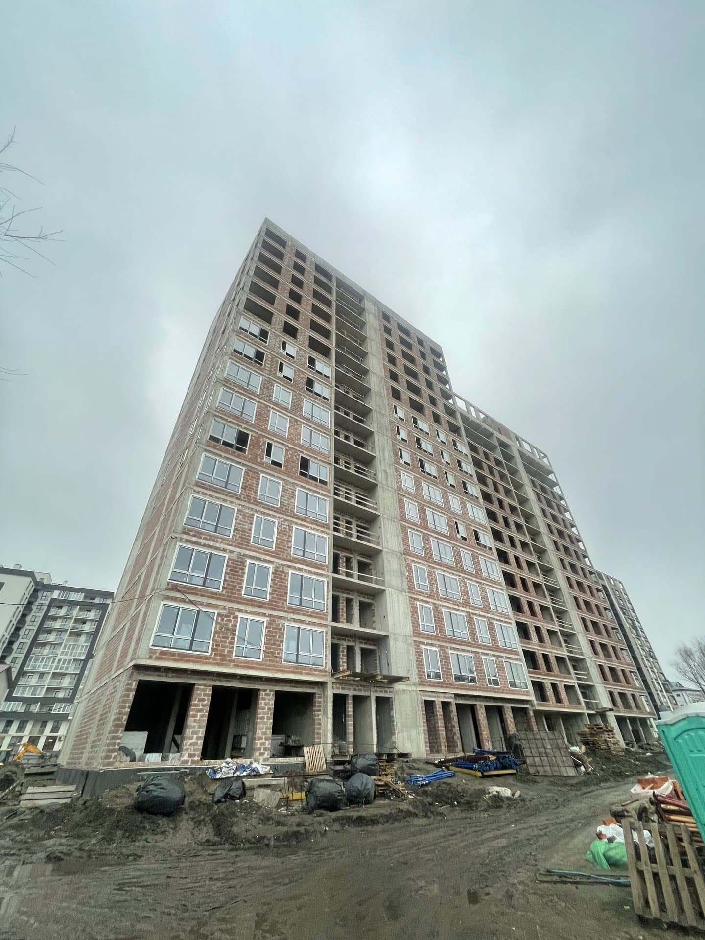 Грудень 2025